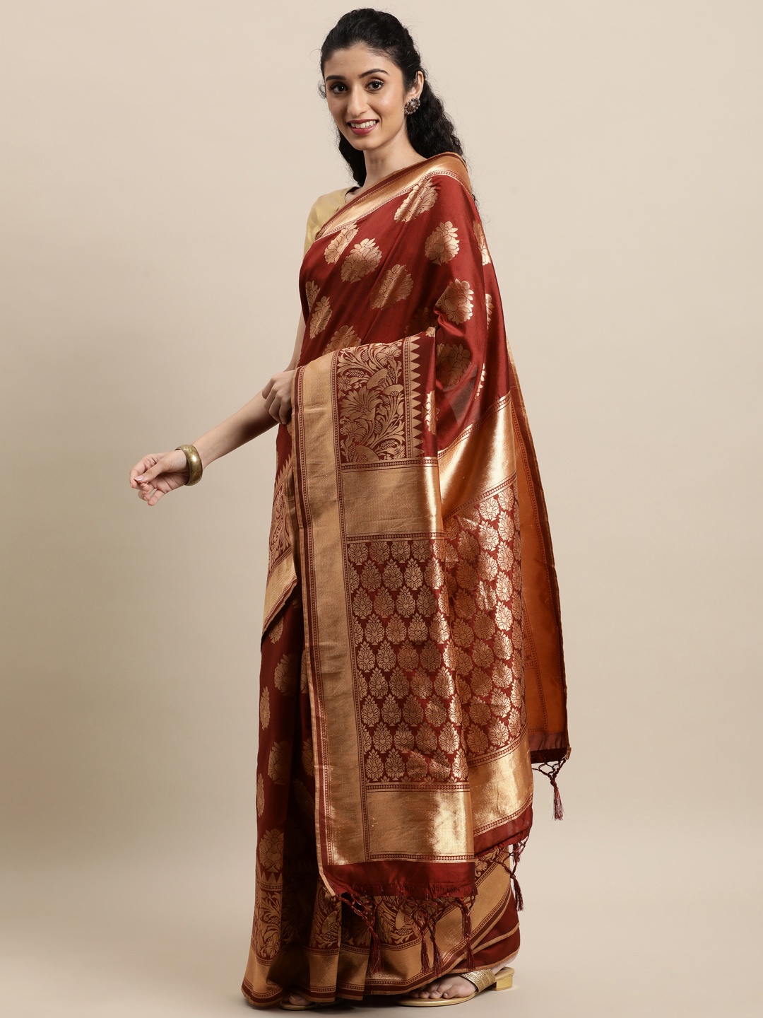

Mitera Maroon & Gold-Toned Woven Design Zari Silk Blend Banarasi Saree