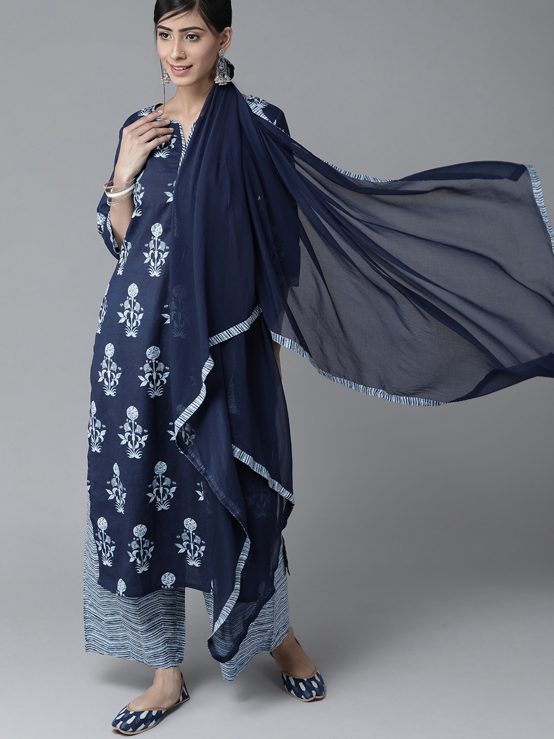 

Libas Women Blue & White Printed Pure Cotton Kurta with Palazzos & Dupatta