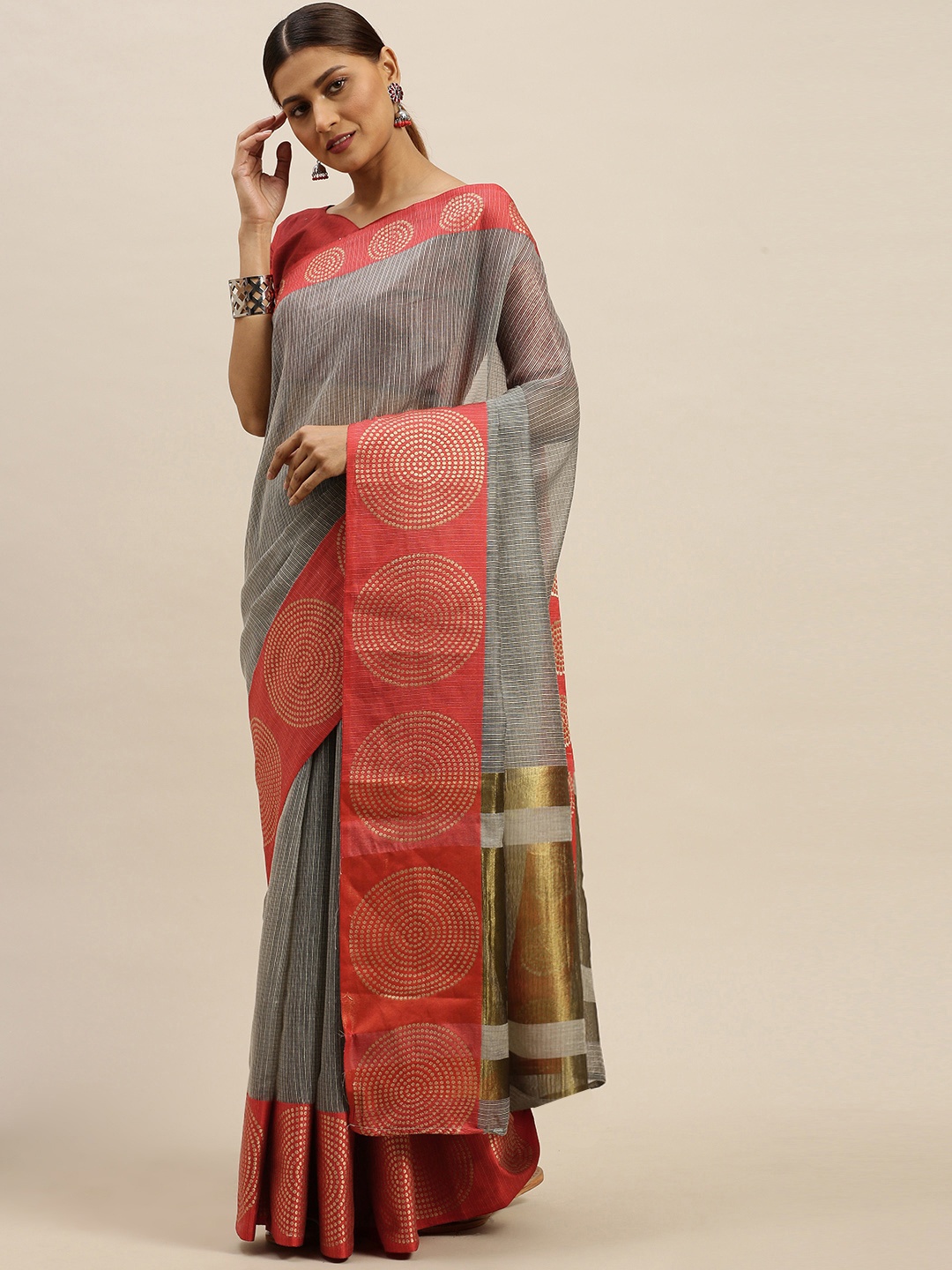 

Saree mall Grey & Red Silk Blend Checked Saree