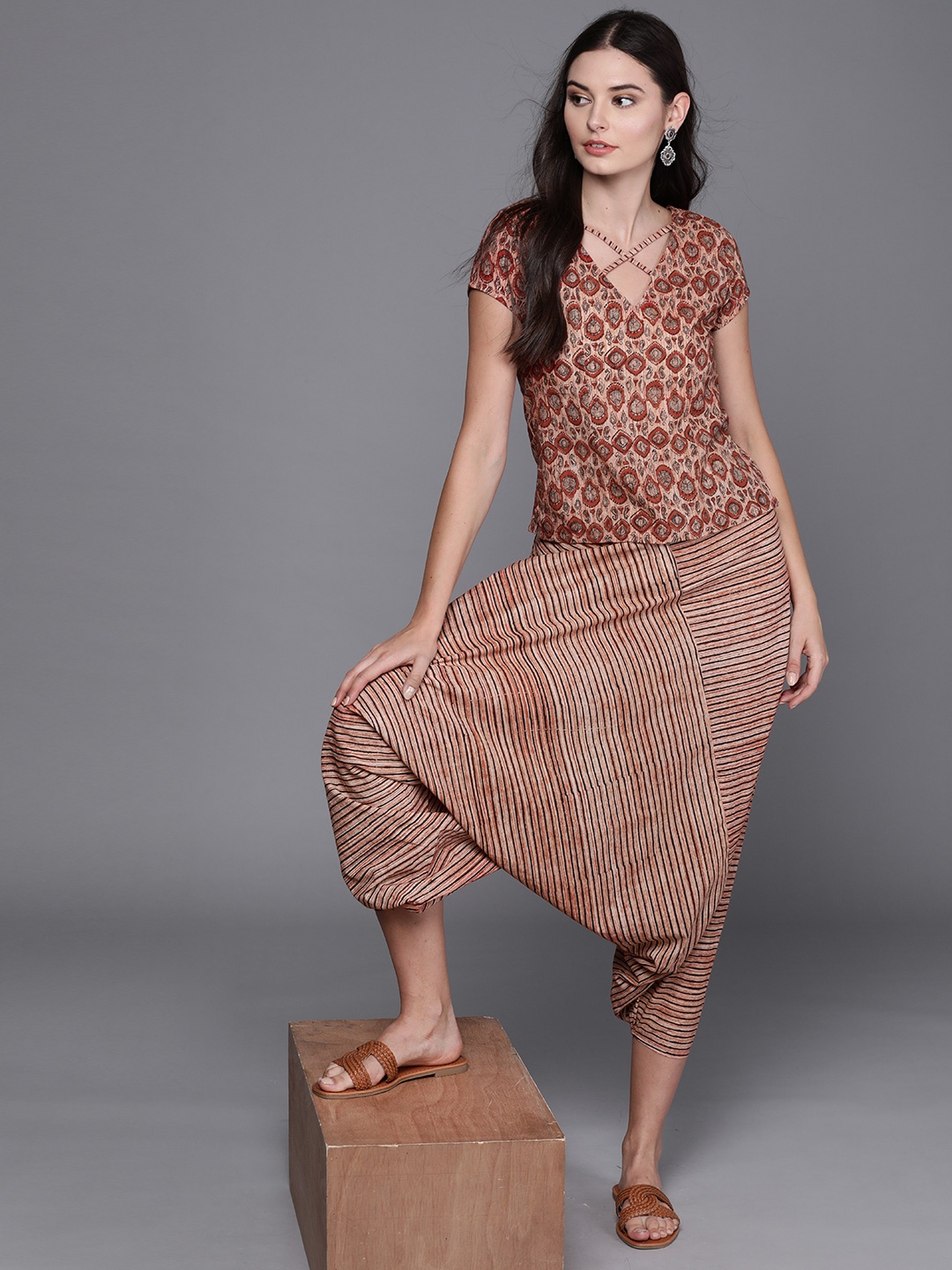 

Fabindia Women Rust Brown & Beige Bagru Printed Cotton Top with Harem Pants