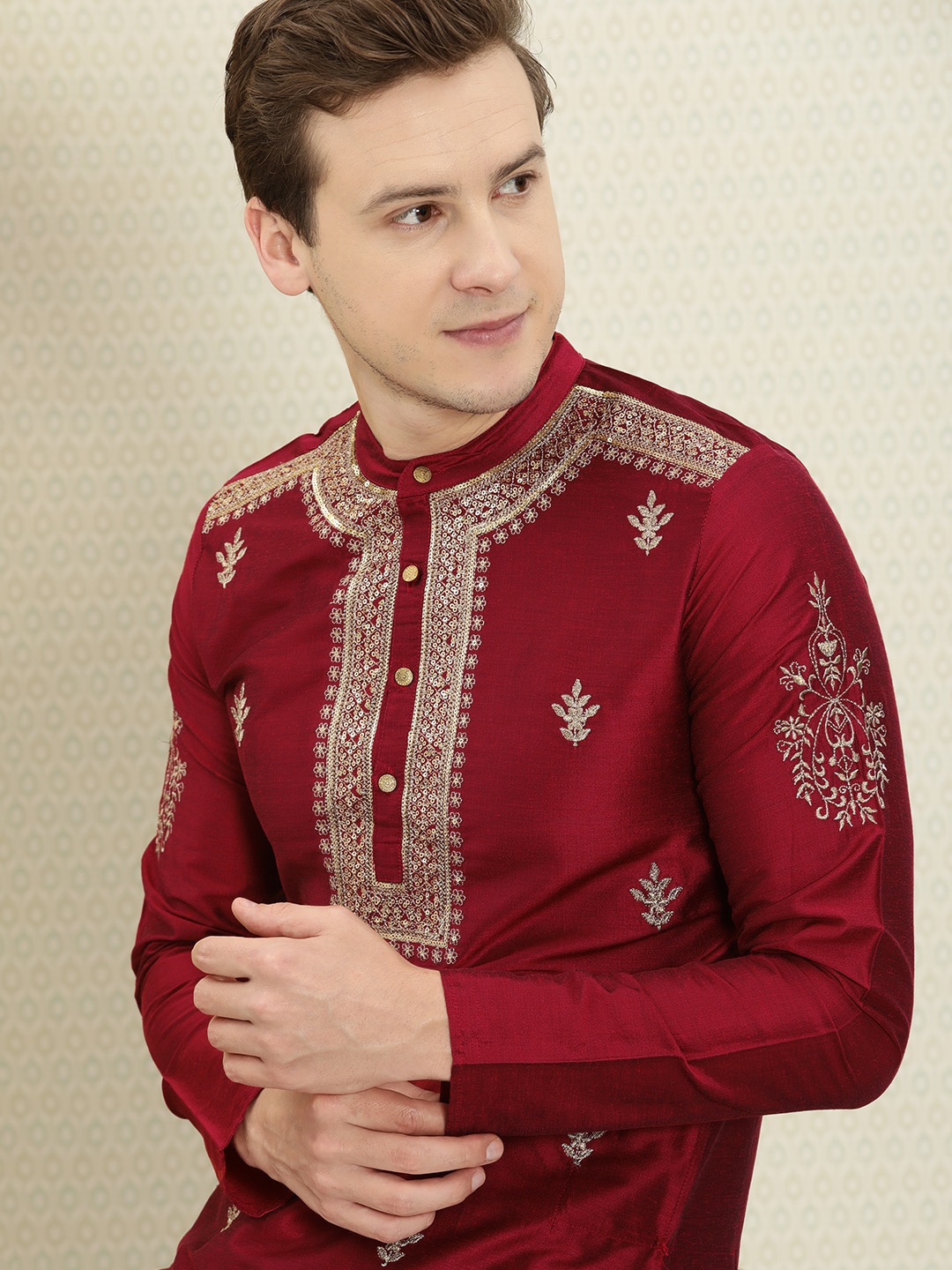 

House of Pataudi Men Maroon Ethnic Motifs Embroidered Jashn Kurta Set