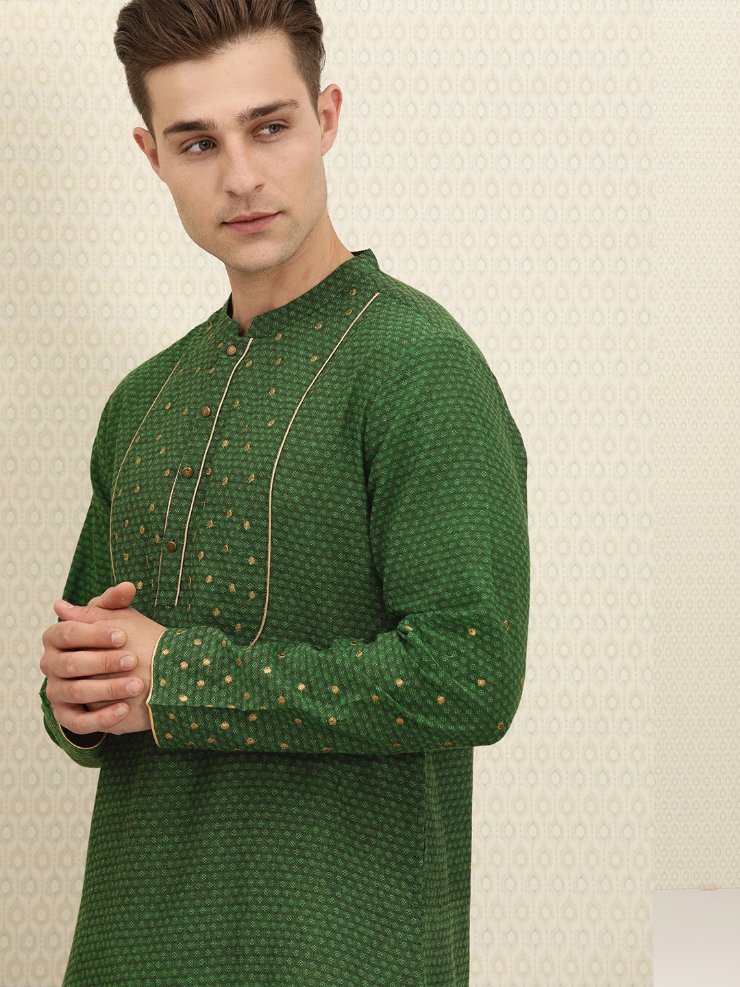 

House of Pataudi Men Green Ethnic Motifs Embroidered Thread Work Ethnic Kurta