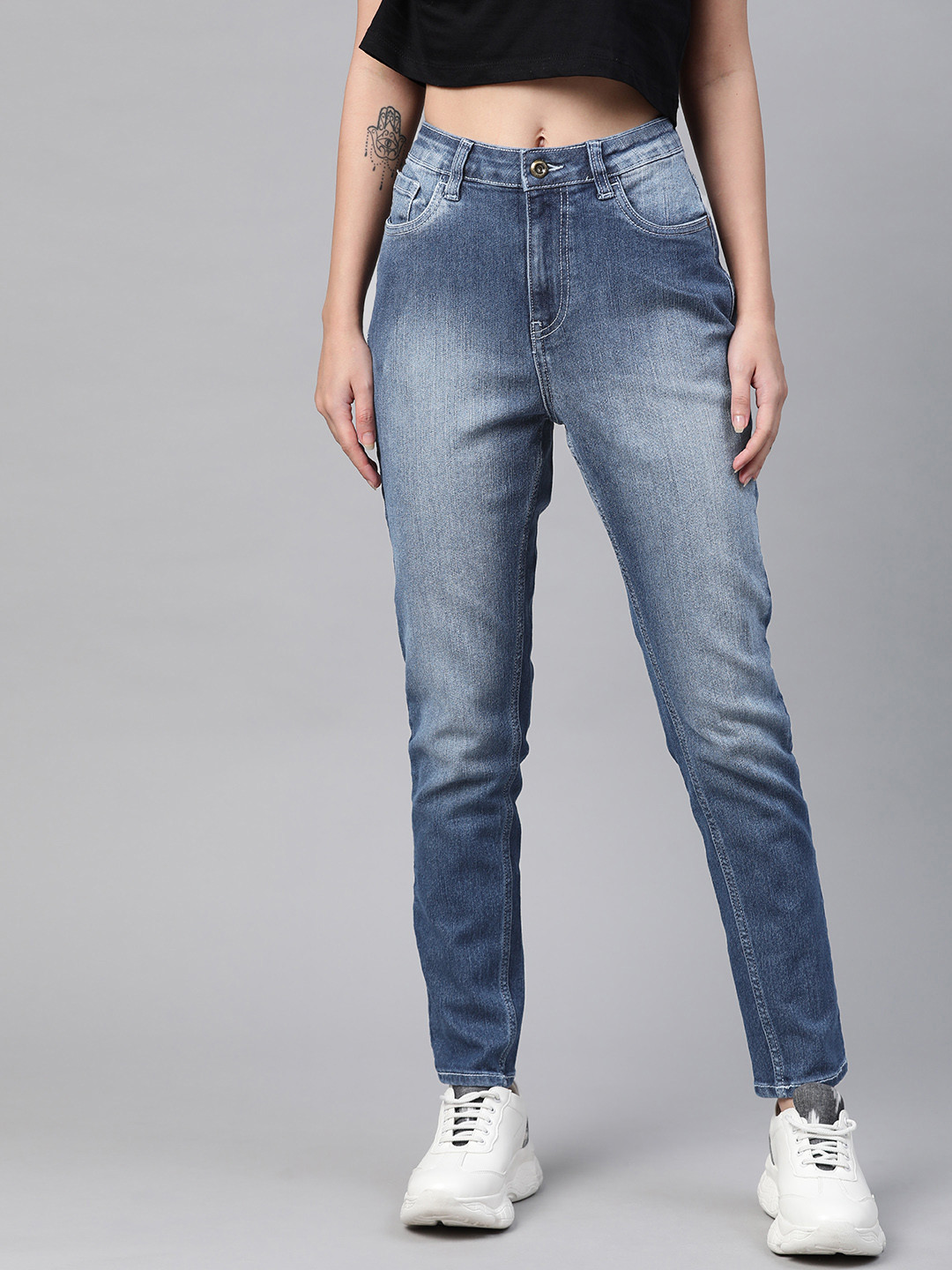 

Roadster Women Blue Slim Fit High-Rise Light Fade Stretchable Jeans