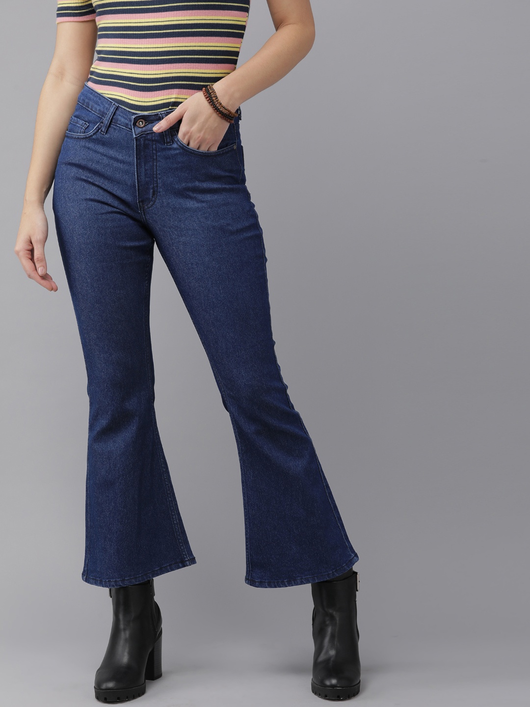 

Roadster Women Blue High-Rise Bootcut Stretchable Jeans