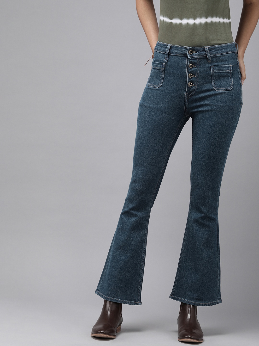

Roadster Women Blue Light Shaded HIgh-Rise Bootcut Stretchable Jeans