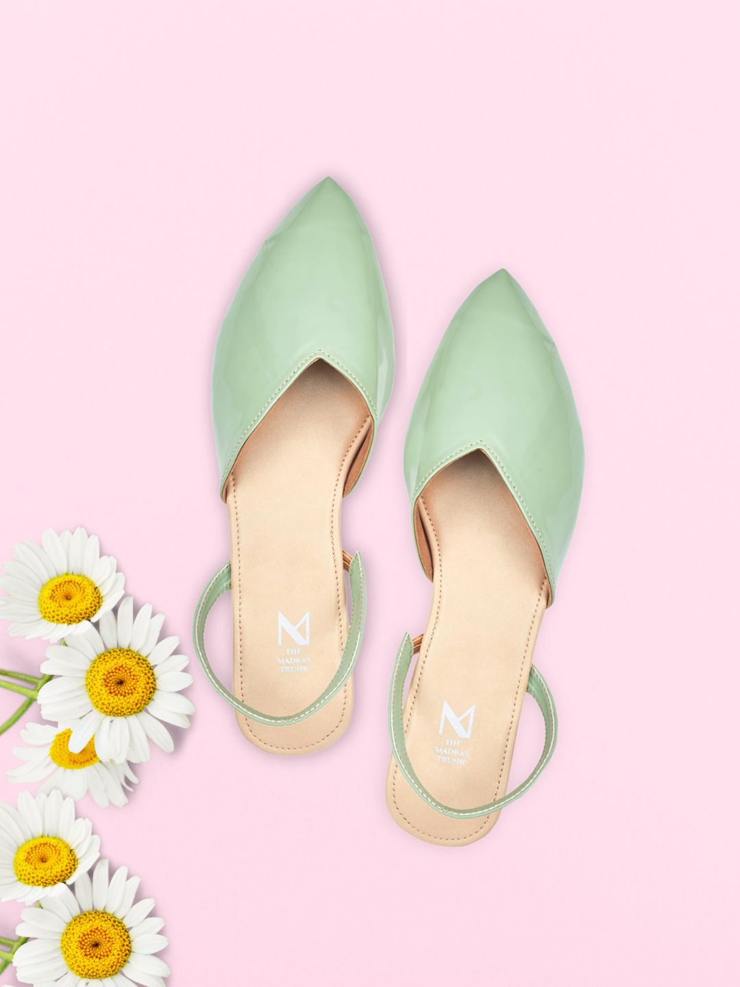 

THE MADRAS TRUNK Women Beige Solid Leather Mules