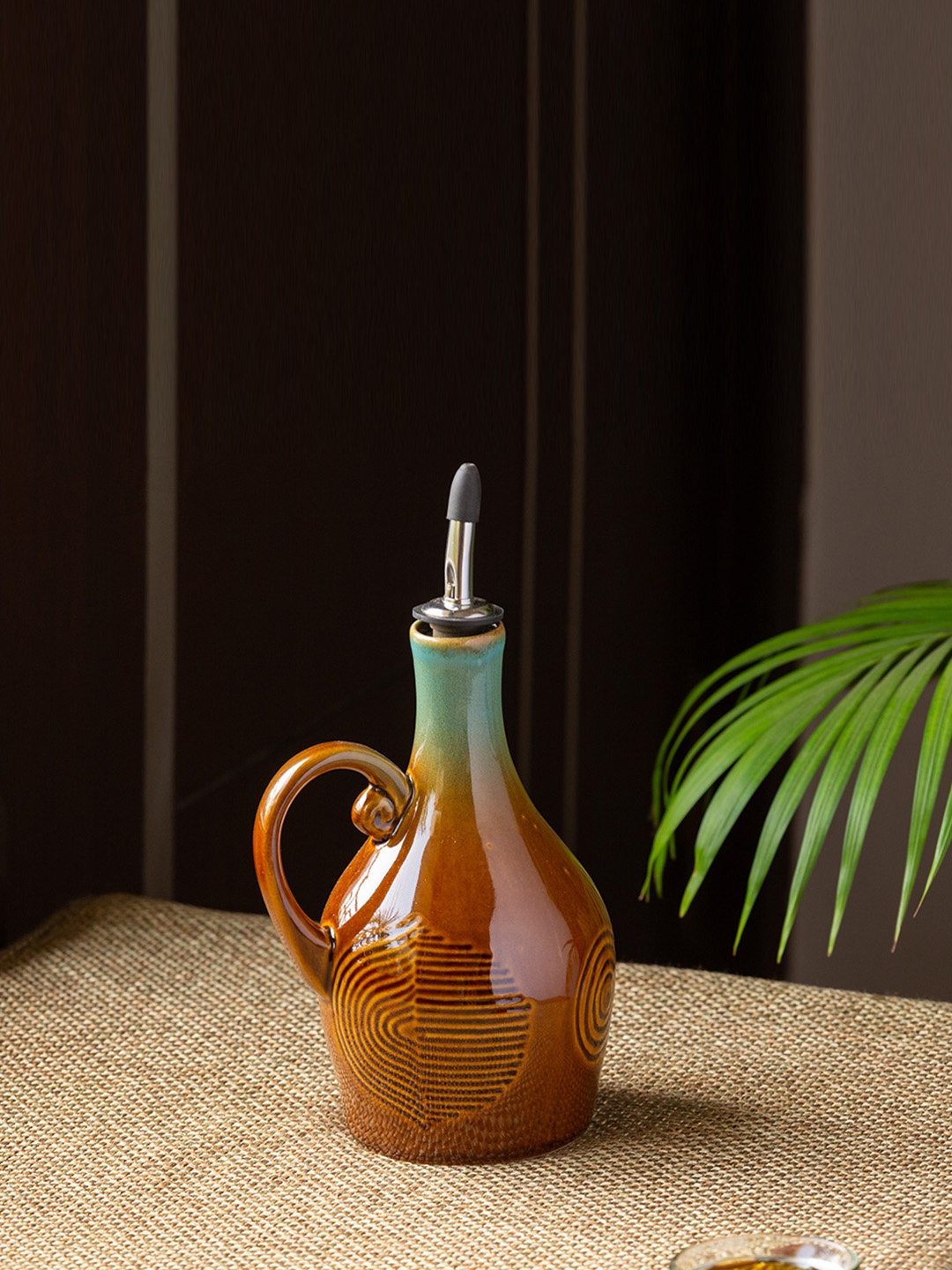 

ExclusiveLane Brown & Sea Green Hand-Engraved Oil Dispenser