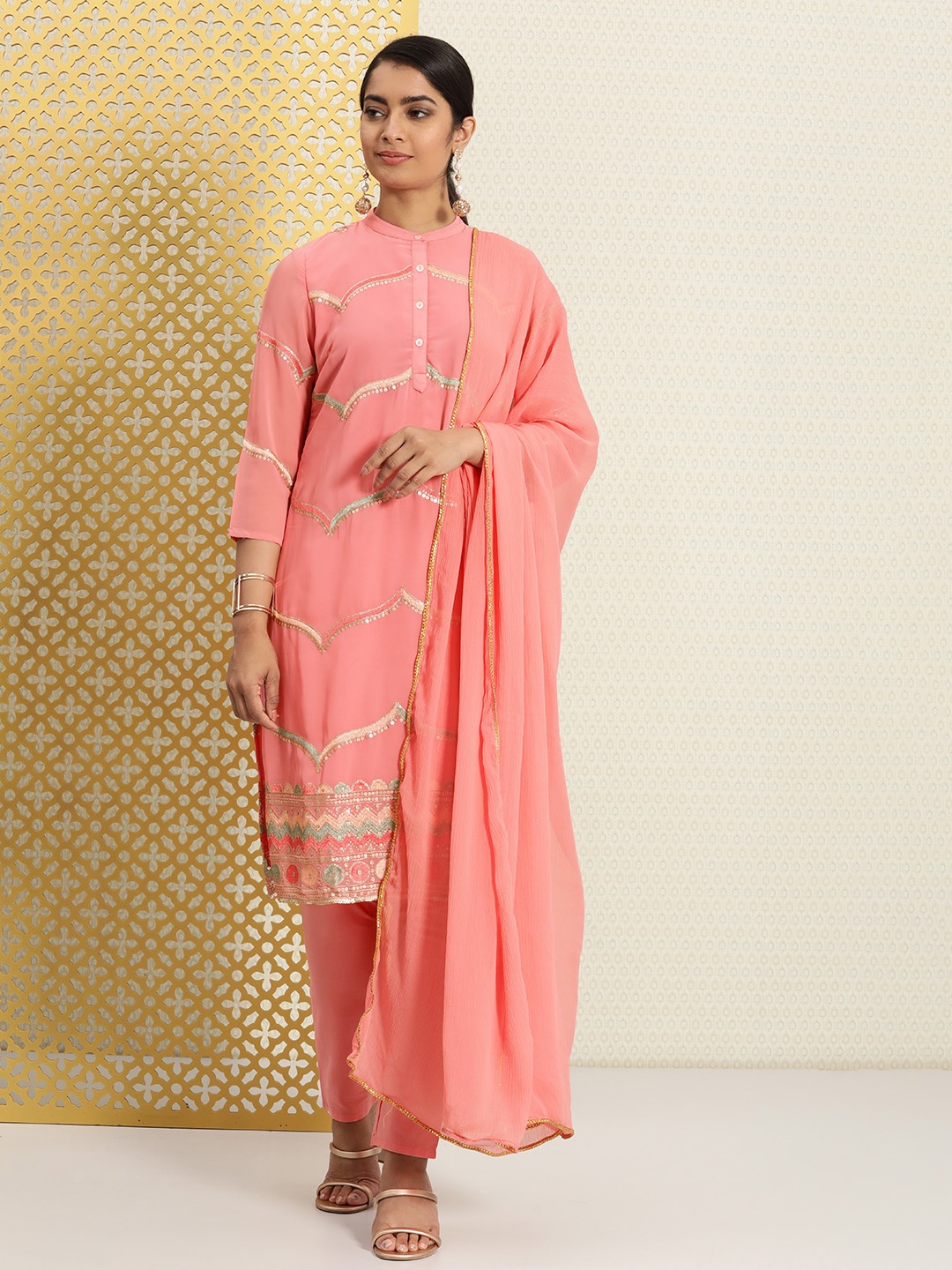 

House of Pataudi Women Peach-Coloured Regular Sequinned Jashn Kurta Sets