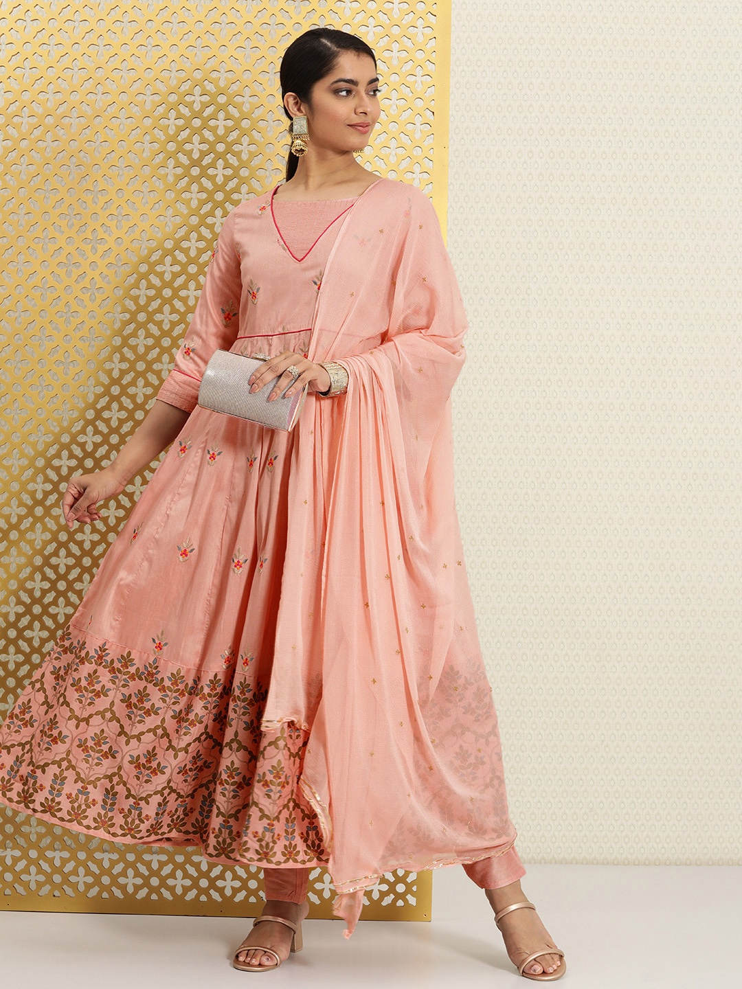 

House of Pataudi Women Pink Printed Panelled Jashn Kurta Sets