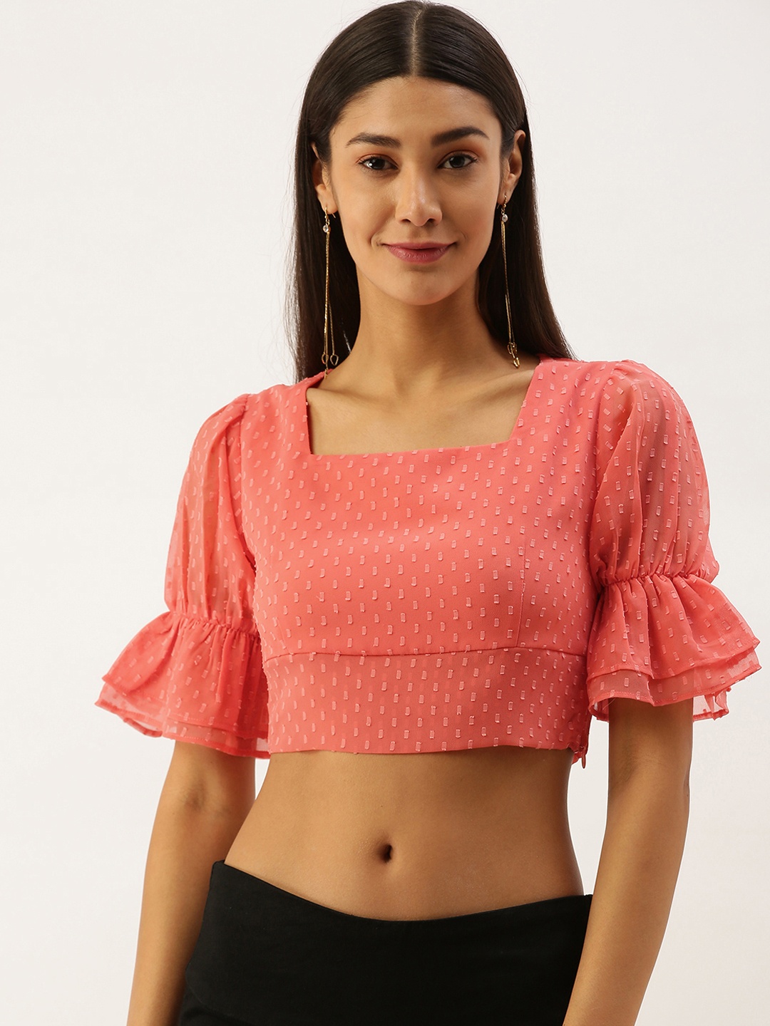 

Berrylush Pink Bell Sleeves Dobby Weave Regular Crop Top