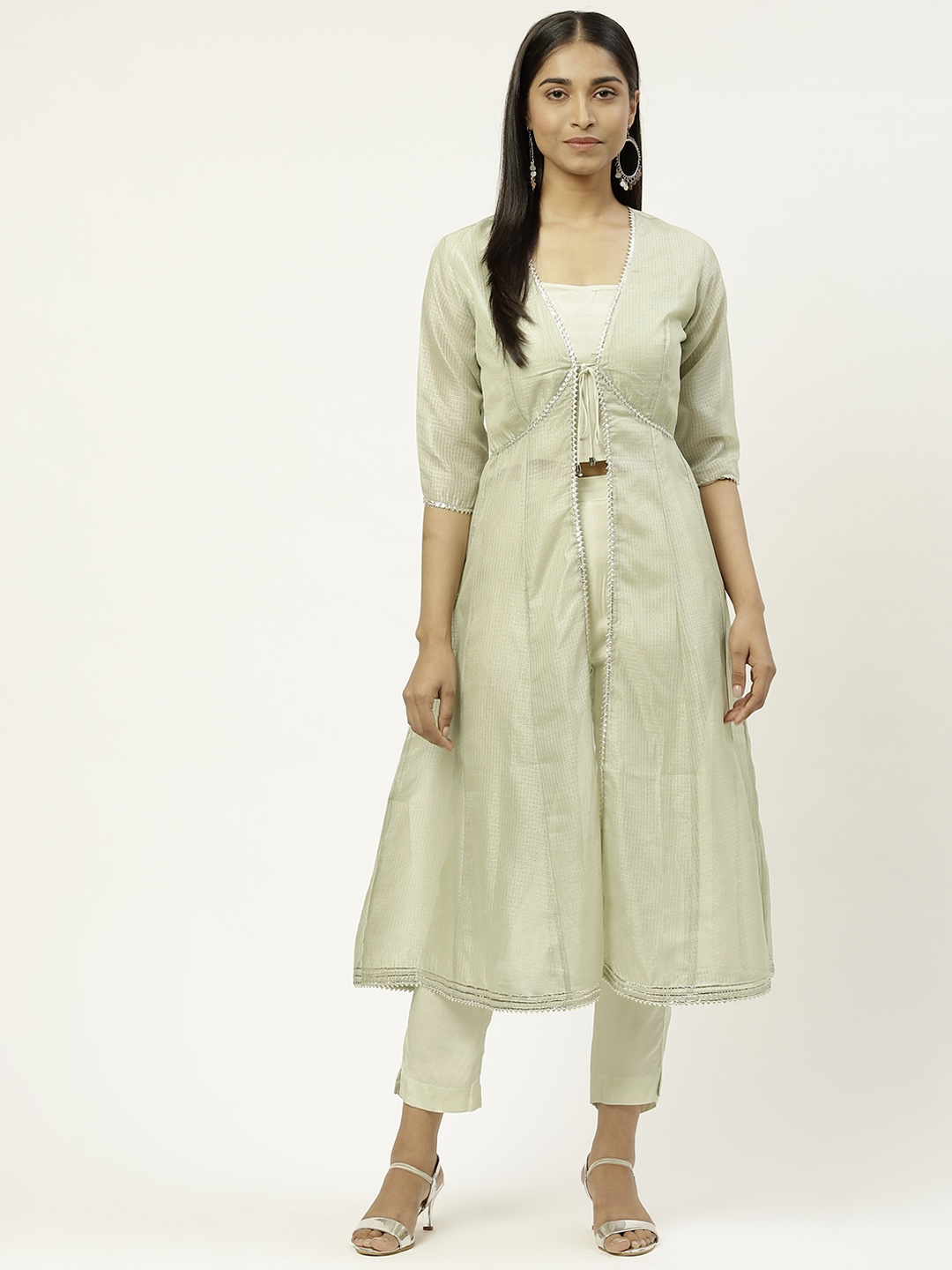 

DESI WOMANIYA Women Green Checked Layered Kurta with Trousers