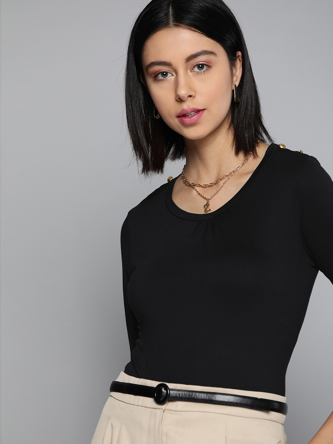 

Chemistry Women Black Solid T-shirt