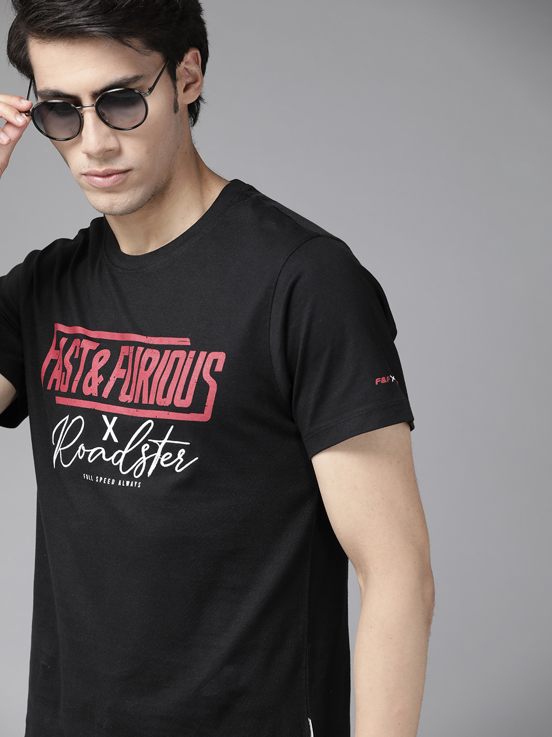 

Roadster Men Fast and Furious Black Printed Graphic Pure Cotton T-shirt