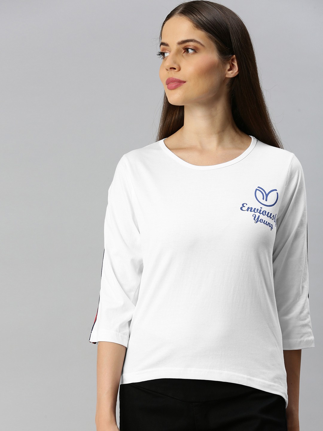 

Enviously Young Women White Solid Round Neck Pure Cotton T-shirt