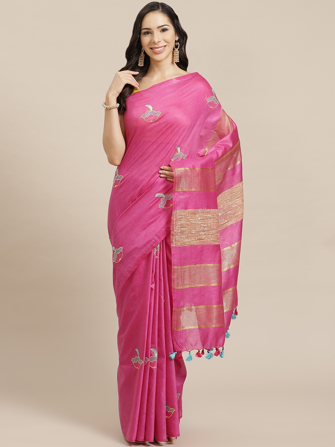 

Kalakari India Pink & Golden Applique Handloom Bhagalpuri Saree