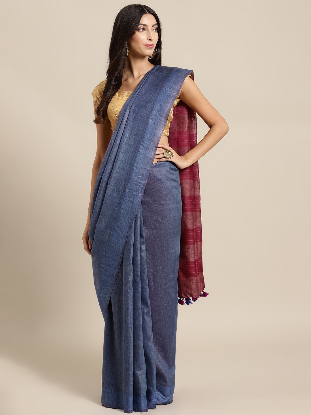 

Kalakari India Navy Blue & Maroon Silk Blend Solid Bhagalpuri Saree