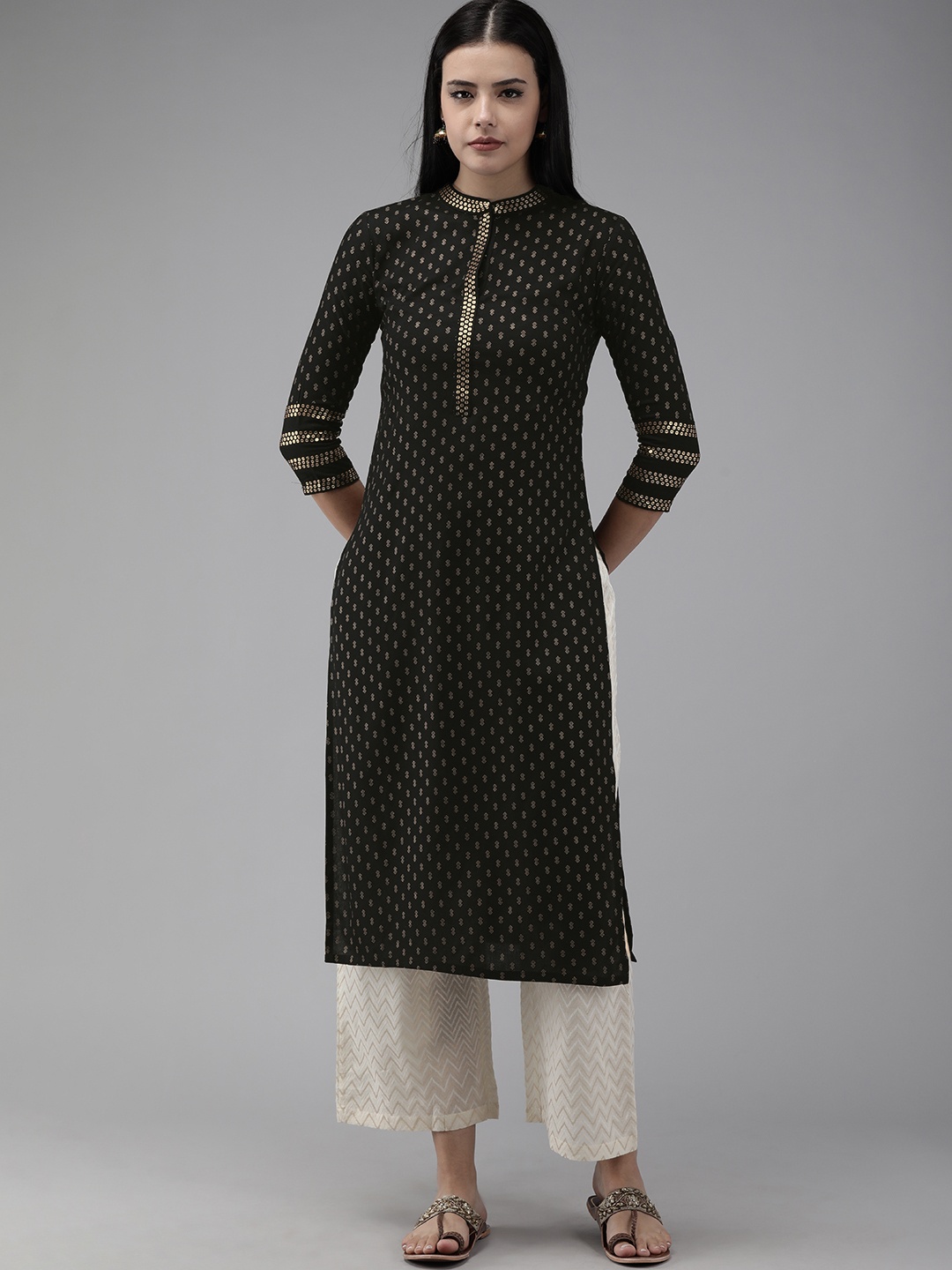 

Indo Era Women Black & Gold-Toned Geometric Printed Sequins Kurta