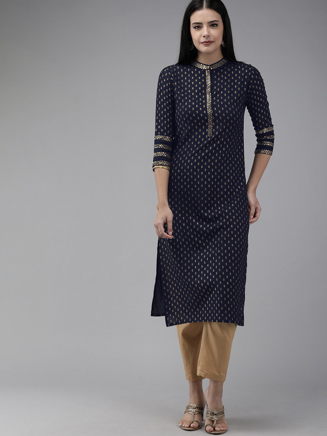 

Indo Era Women Navy Blue & Gold-Toned Geometric Printed Sequins Kurta