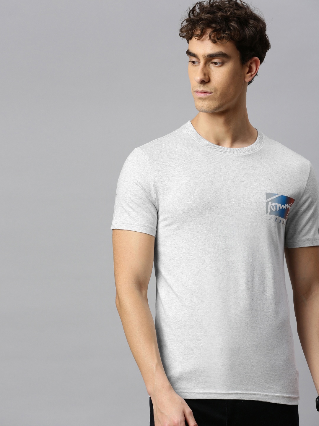 

Tommy Hilfiger Men Grey Melange Solid Round Neck T-shirt