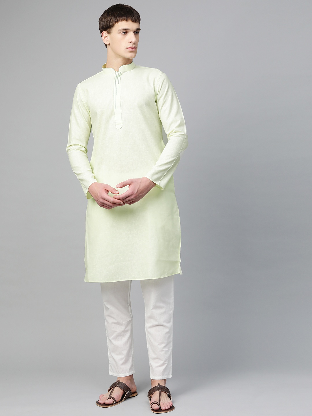

Manthan Men Green Solid Mandarin Collar Straight kurta