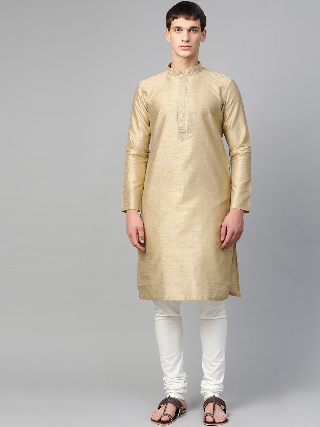

Manthan Men Golden Woven Design Mandarin Collar kurta, Gold