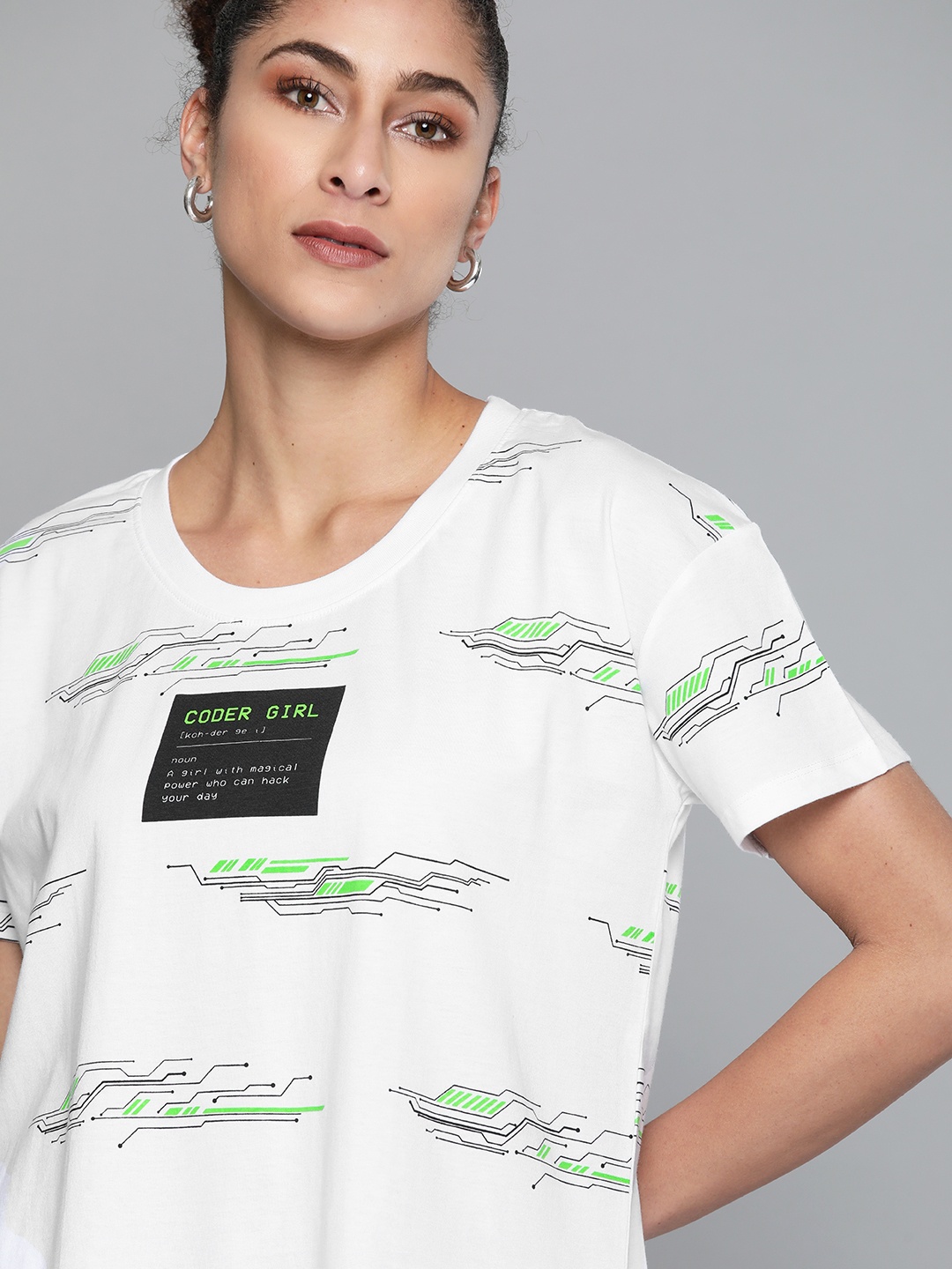 

Kook N Keech Women White Green Pure Cotton Printed Pure Cotton T-shirt