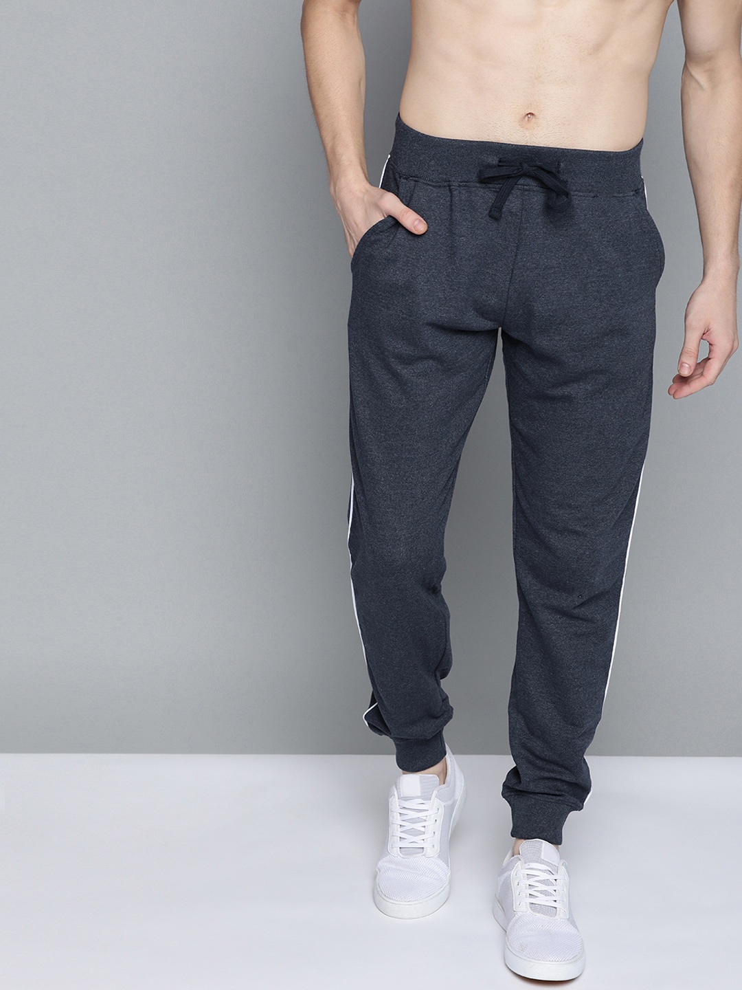 

Kook N Keech Men Navy Blue Solid Joggers