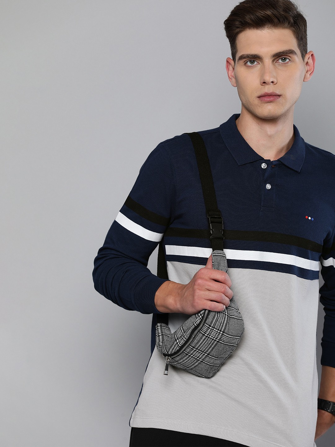 

Harvard Men Blue & Grey Colourblocked Polo Collar T-shirt