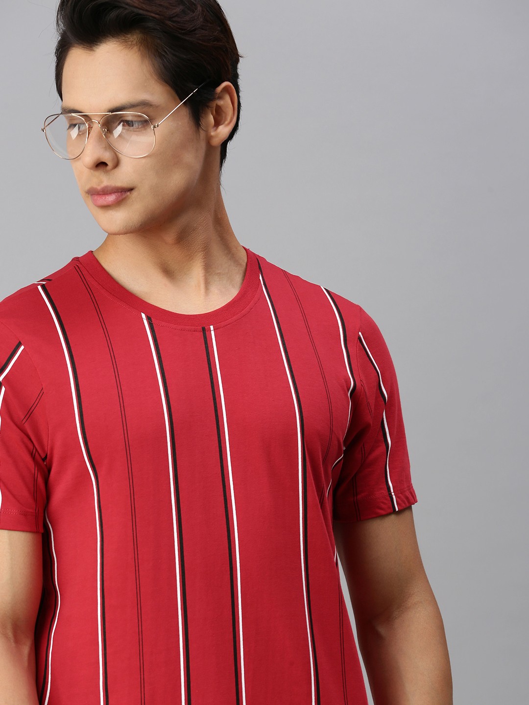 

Harvard Men Red & White Striped T-shirt