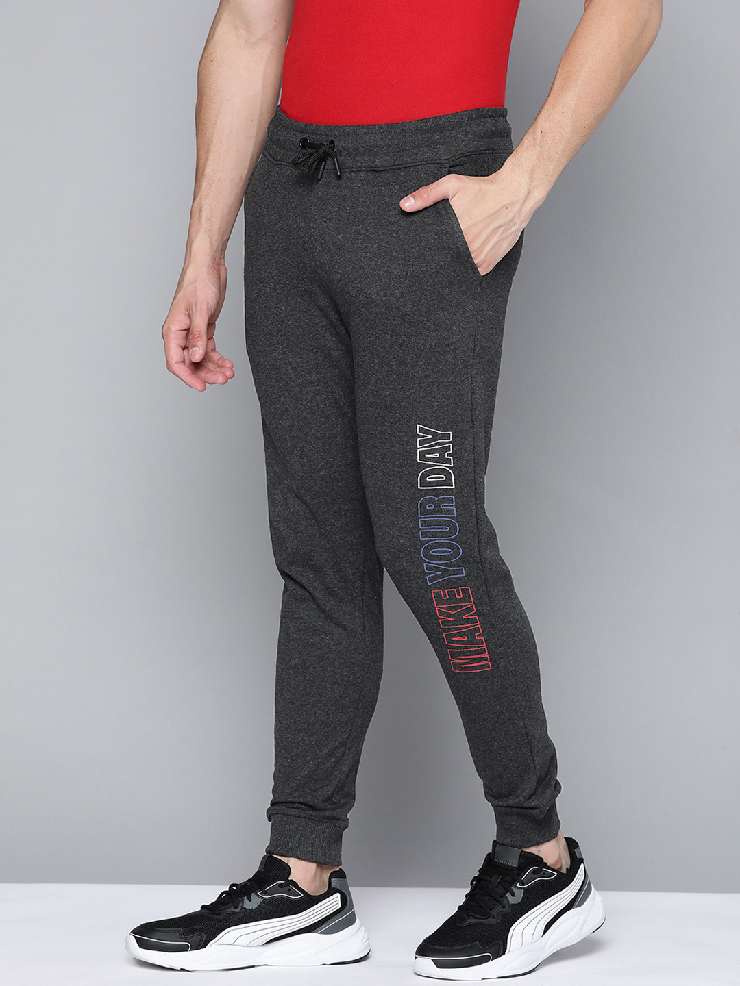

Harvard Men Charcoal Grey Solid Joggers