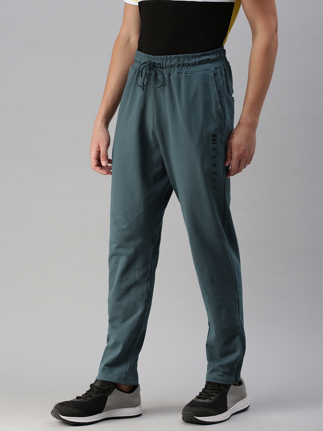 

Harvard Men Grey Solid Pure Cotton Track Pants