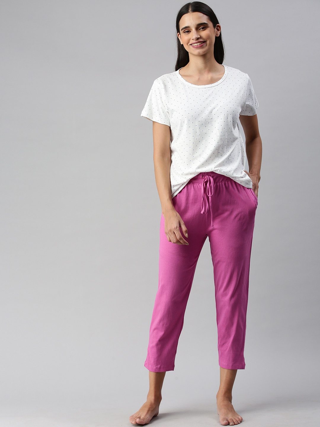 

HERE&NOW Women White & Pink Solid Night suit