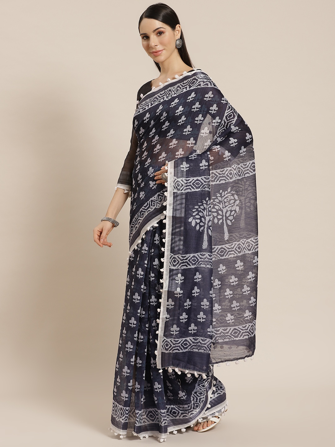 

Mitera Navy Blue & Off White Ethnic Motifs Printed Saree