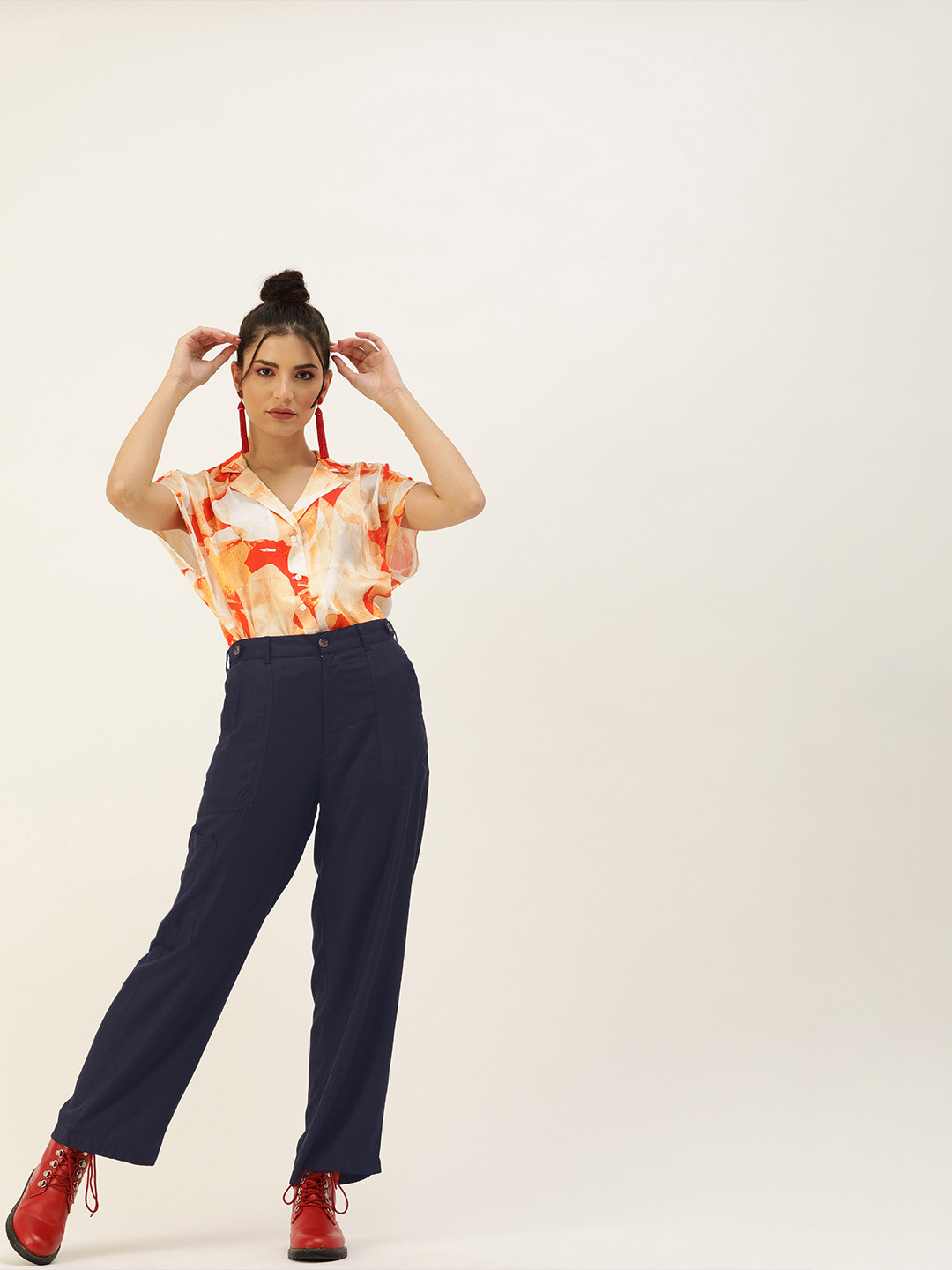

Style Quotient Women Navy Blue Regular Fit Solid Parallel Trousers