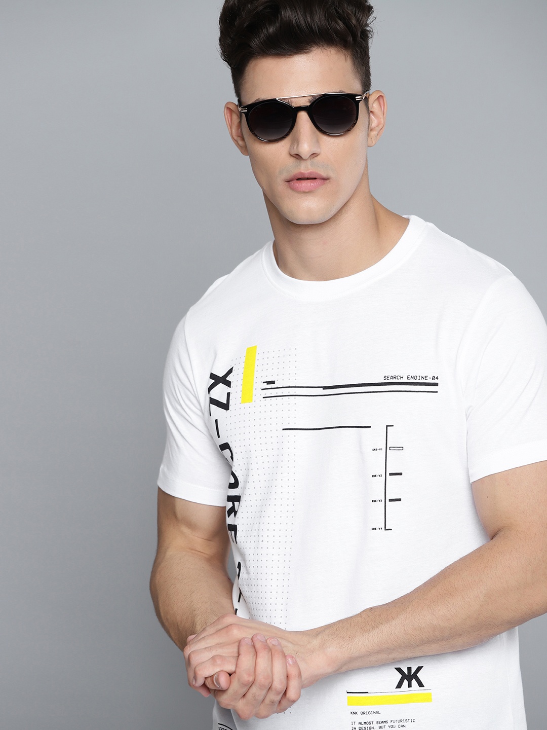 

Kook N Keech Men White & Black Pure Cotton Printed T-shirt