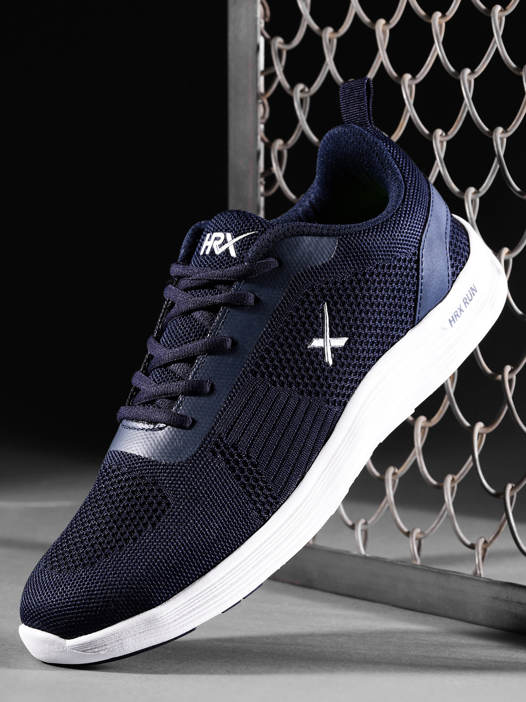 

HRX by Hrithik Roshan Men Navy Blue Front Runner Shoes