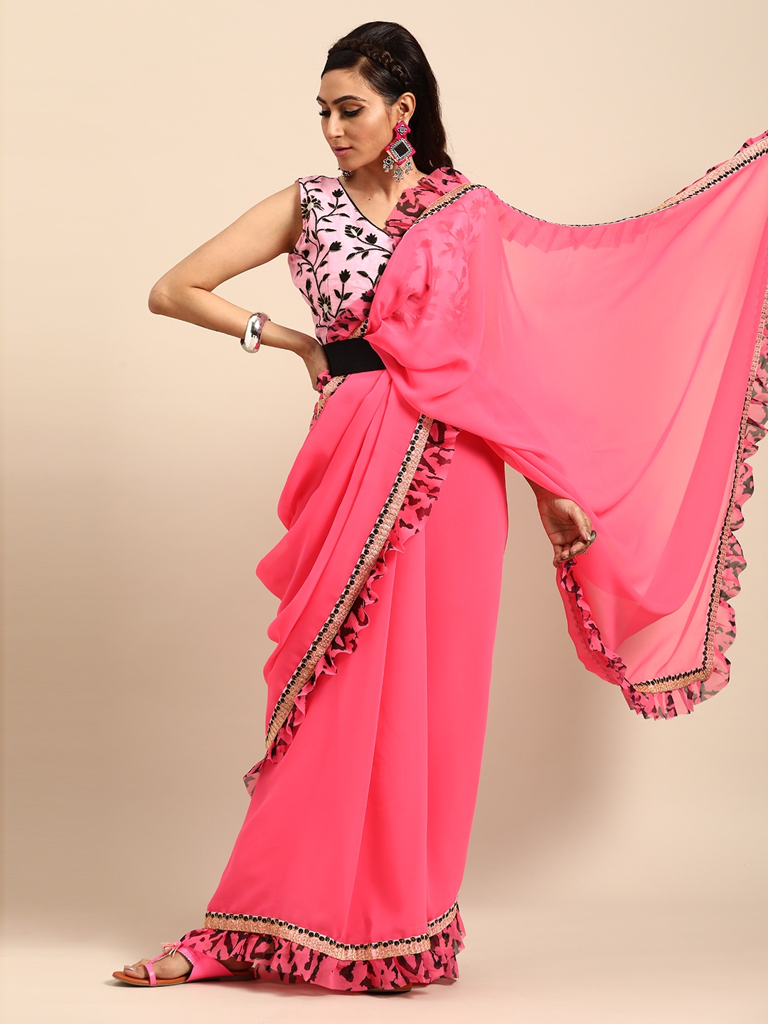 

SHAVYA Pink Solid Pure Georgette Saree