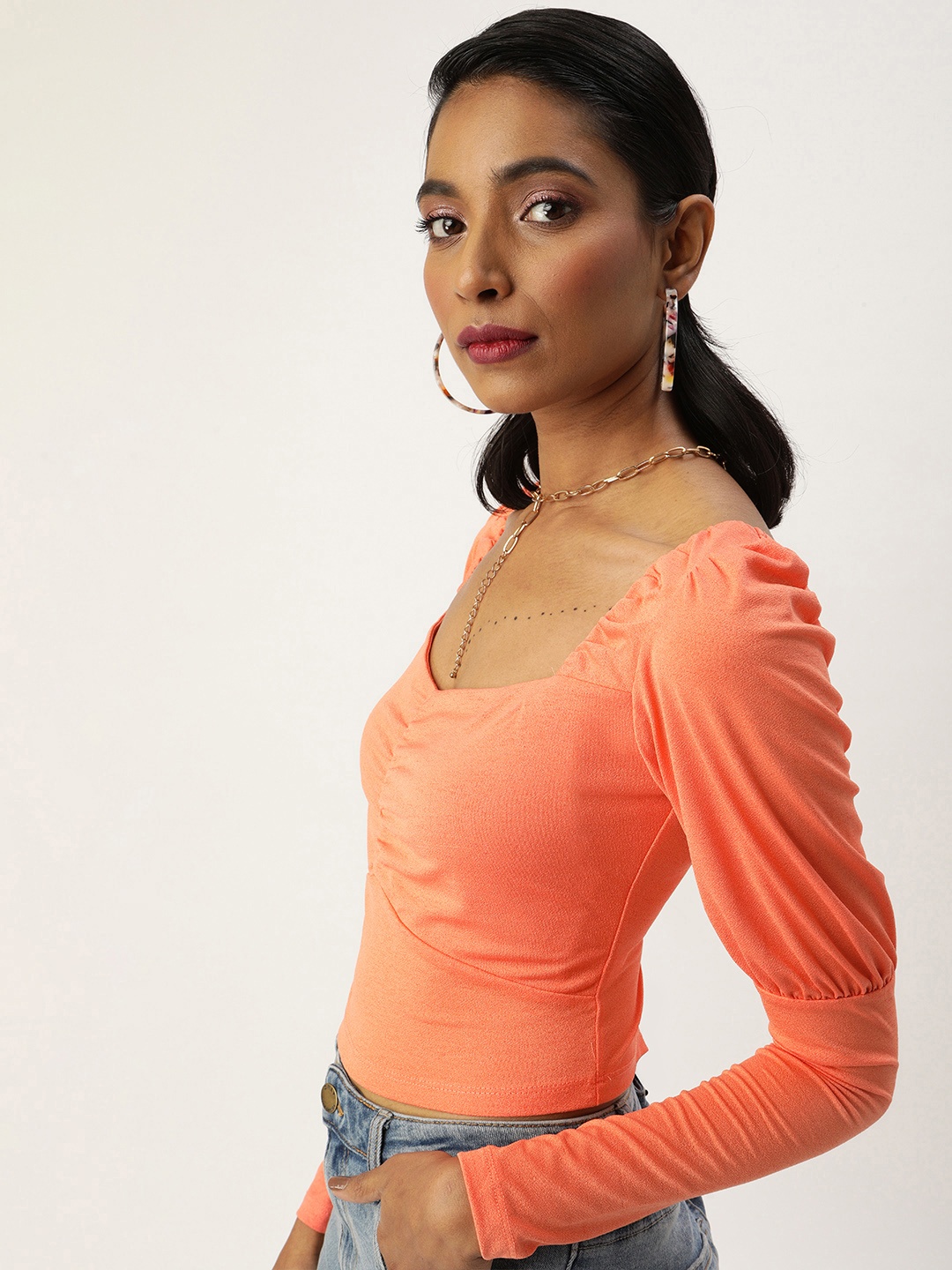 

Veni Vidi Vici Women Peach-Coloured Solid Crop Fitted Top