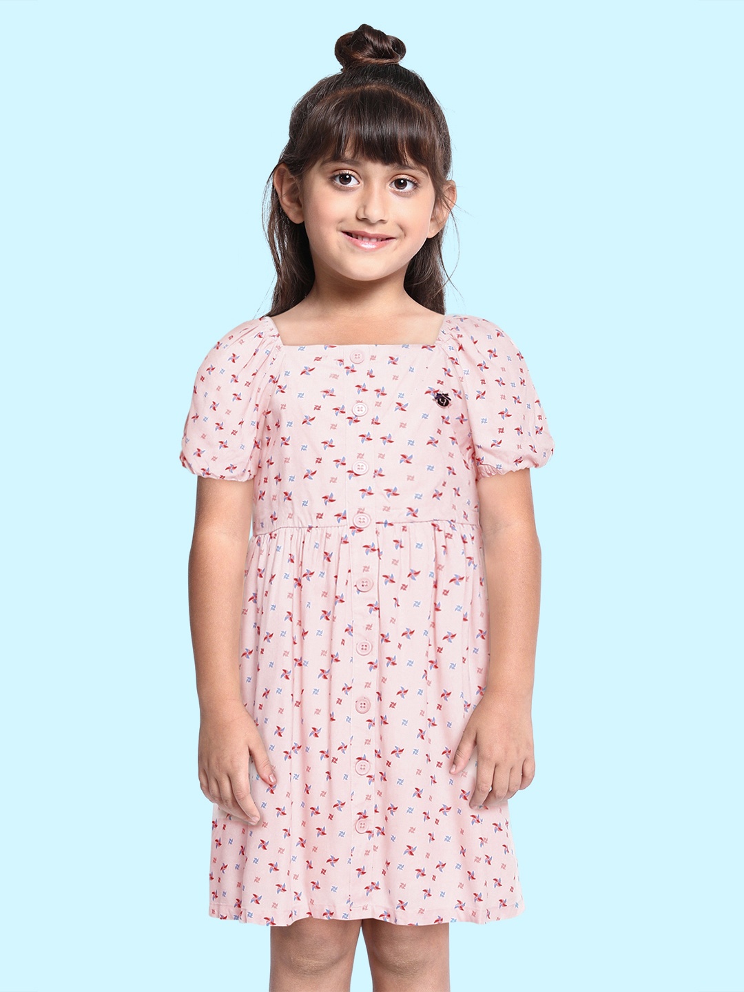 

Allen Solly Junior Girls Pink & Blue Pinwheel Print Smocked Fit & Flare Dress
