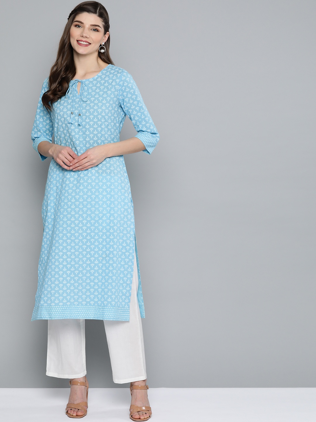 

HERE&NOW Women Blue & White Pure Cotton Printed Kurta with Palazzos