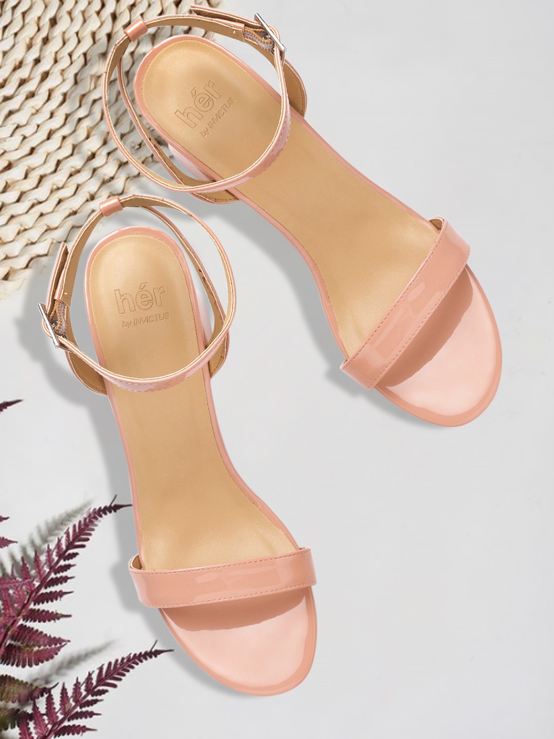 

her by invictus Women Peach-Coloured Solid Glossy Finish Block Heels