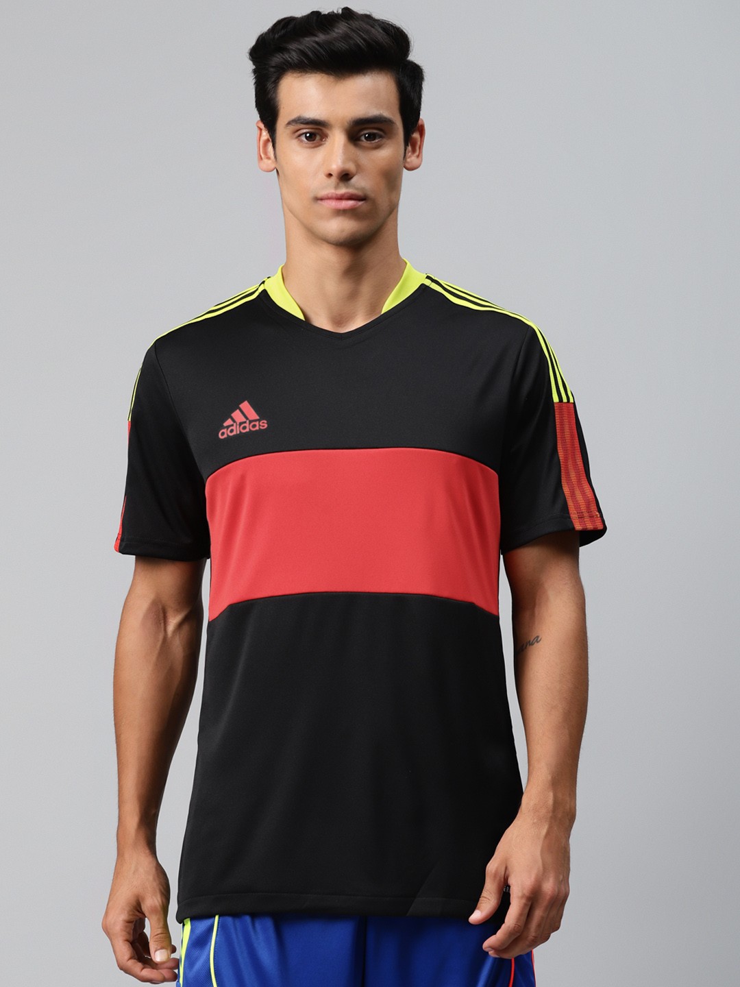 

ADIDAS Men Black & Red Colourblocked TIRO 21 Football Jersey