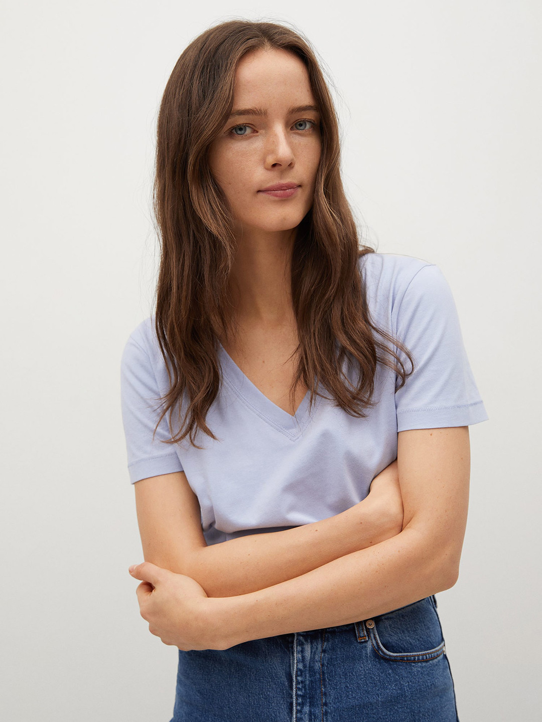 

MANGO Women Blue Organic Cotton Solid V-Neck T-shirt