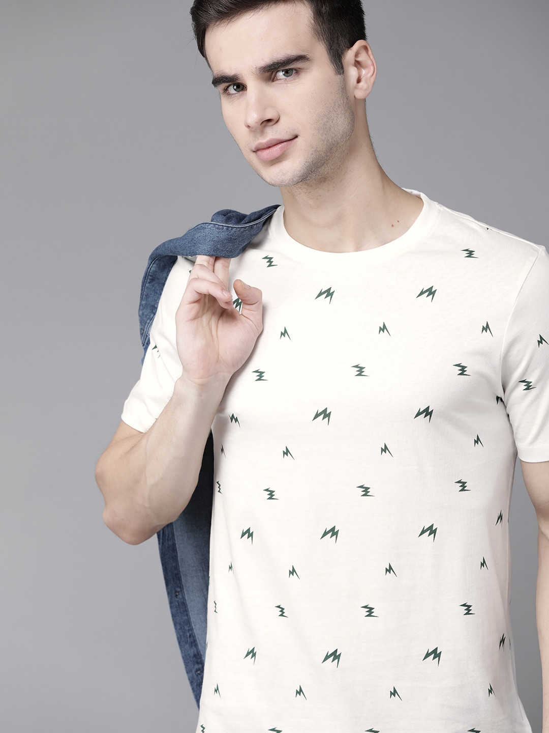 

Roadster Men White Pure Cotton Printed Pure Cotton T-shirt