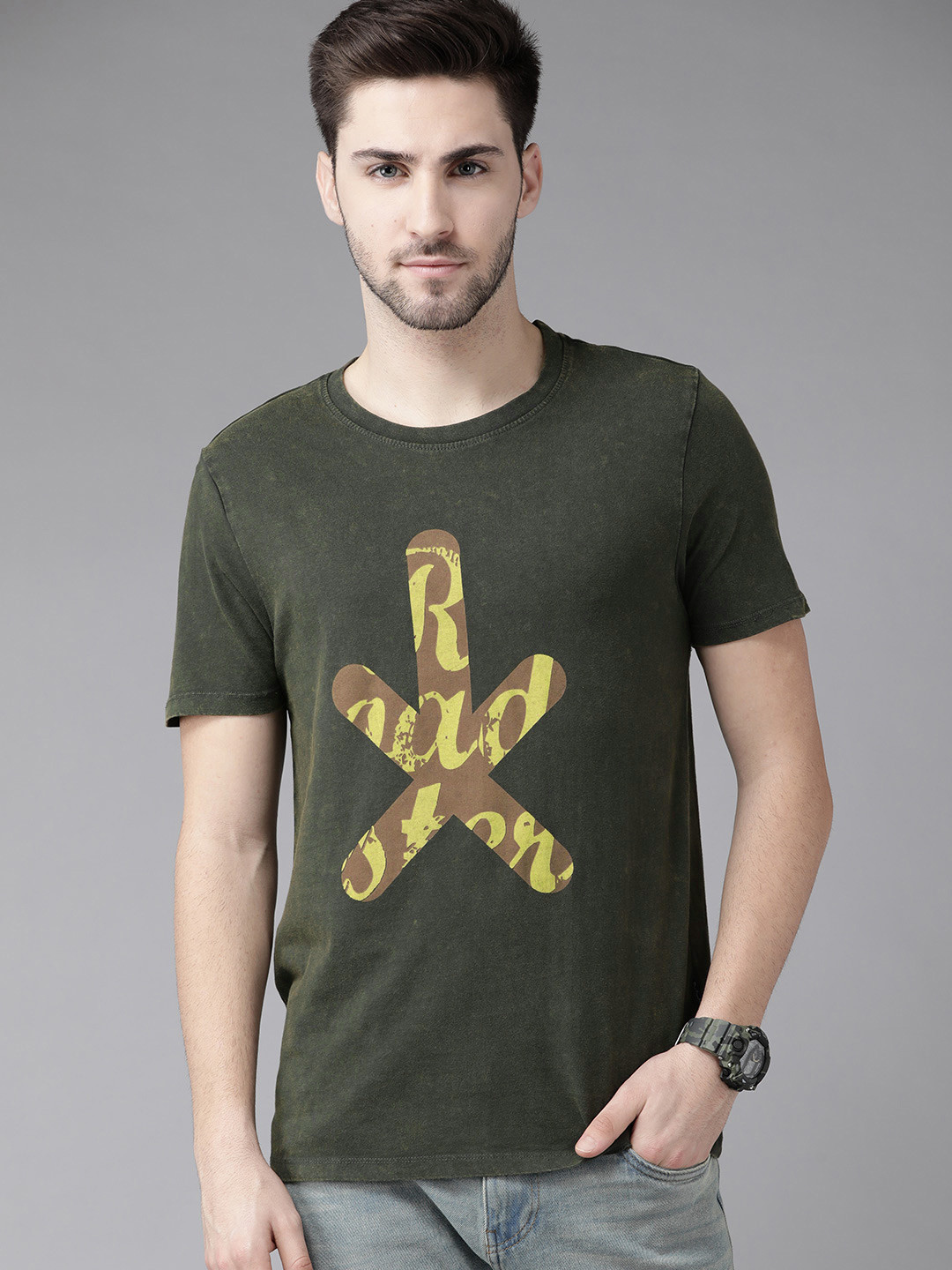 

Roadster Men Olive Green Brown Printed Round Neck Pure Cotton T-shirt