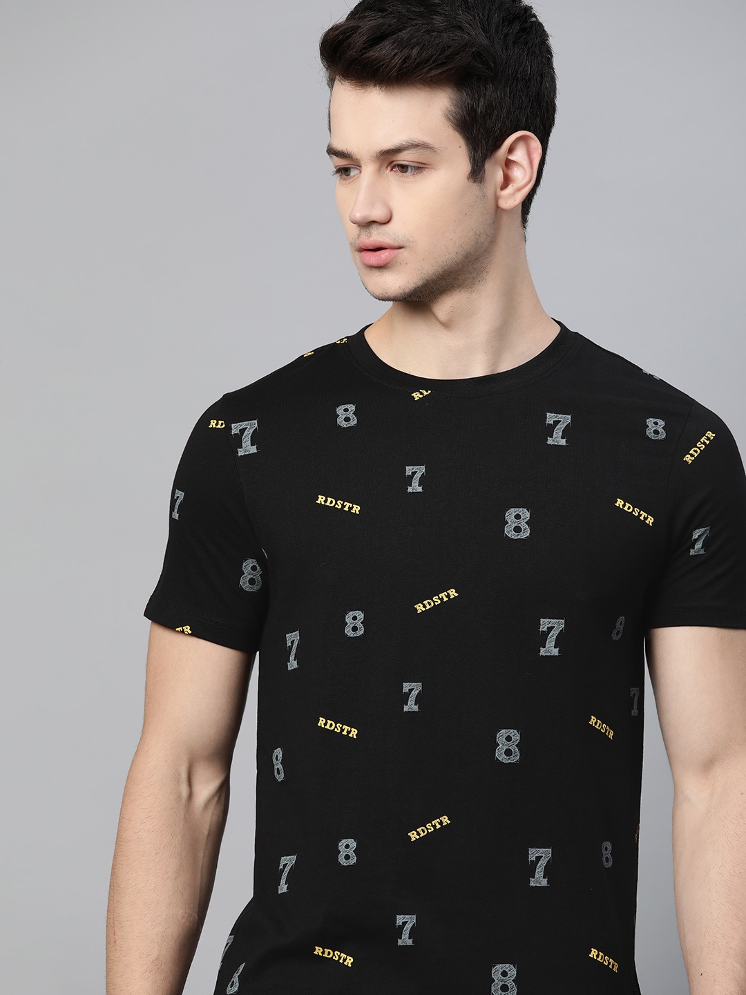 

Roadster Men Black Pure Cotton Printed Pure Cotton T-shirt