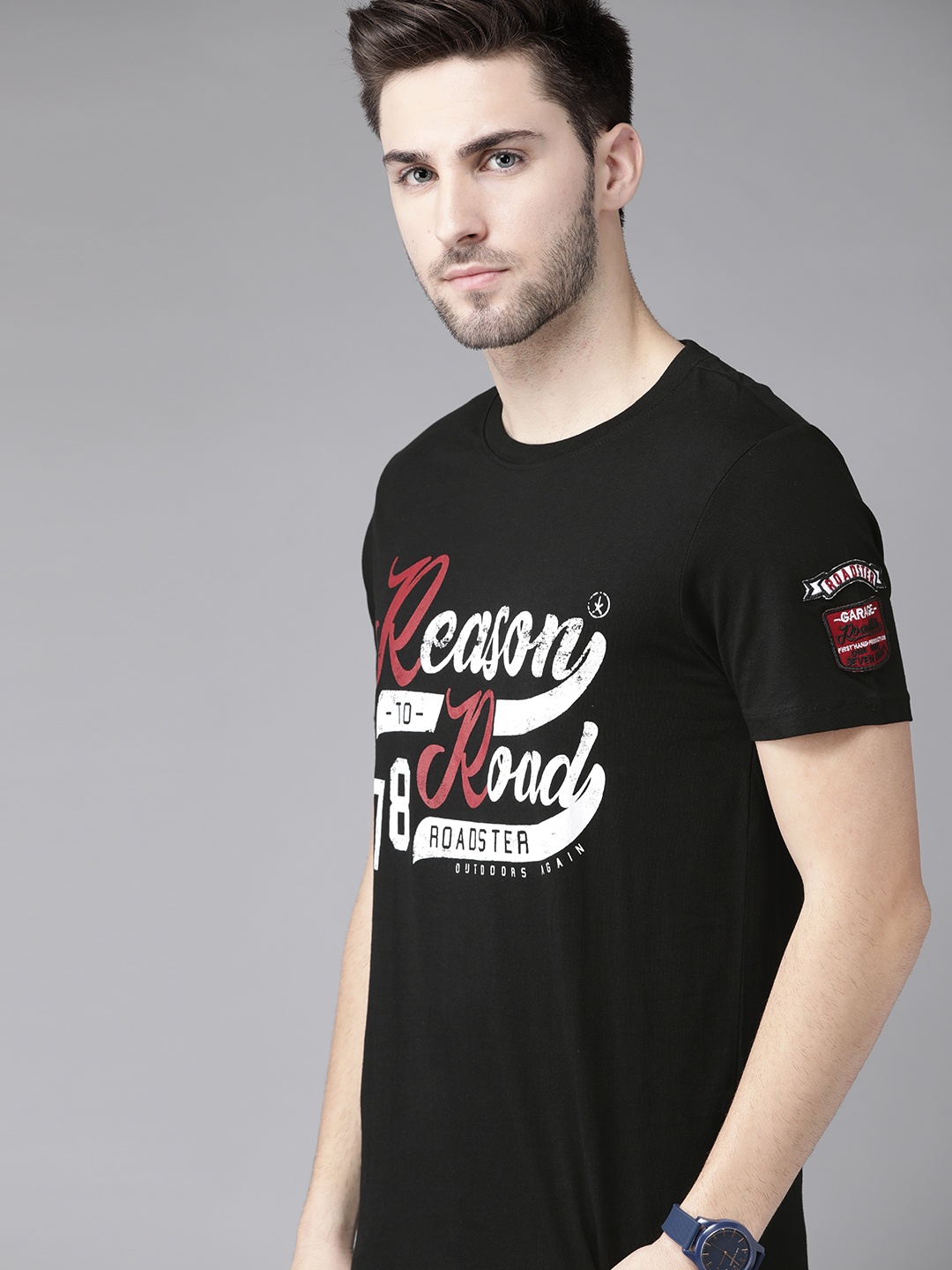 

Roadster Men Black & White Pure Cotton Typography Printed T-shirt