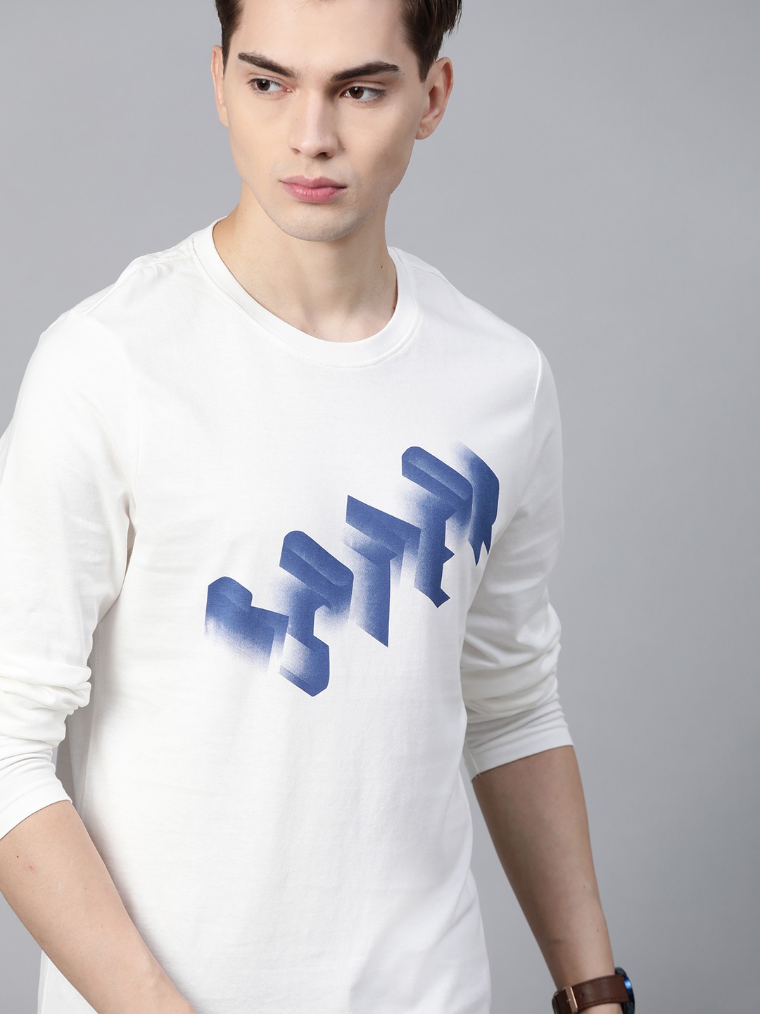 

Roadster Men White & Blue Brand Logo Printed Pure Cotton T-shirt