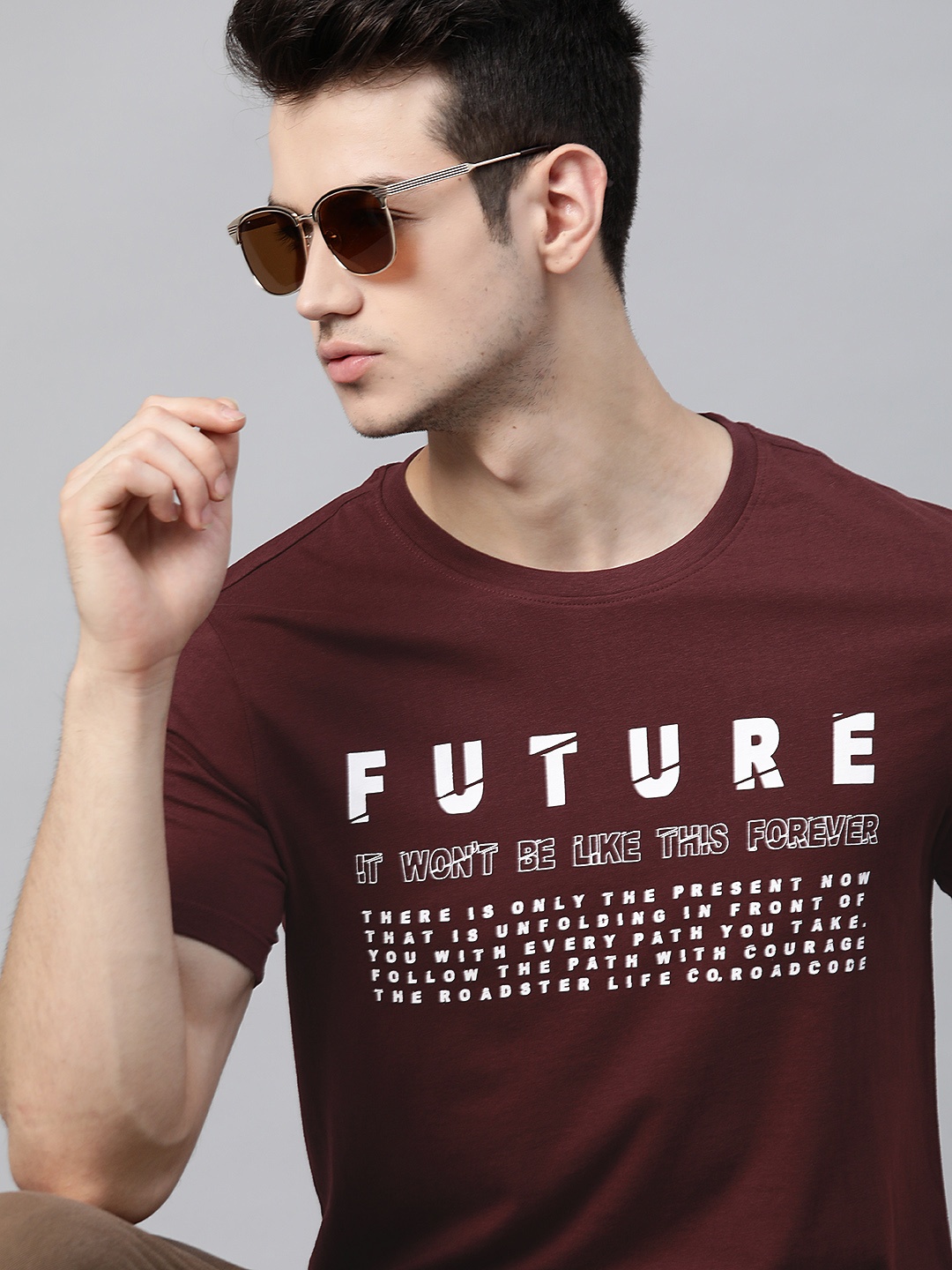 

Roadster Men Maroon White Typography Printed Pure Cotton T-shirt