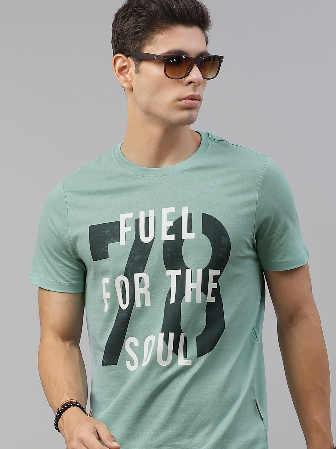 

Roadster Men Blue Typography Printed Pure Cotton T-shirt